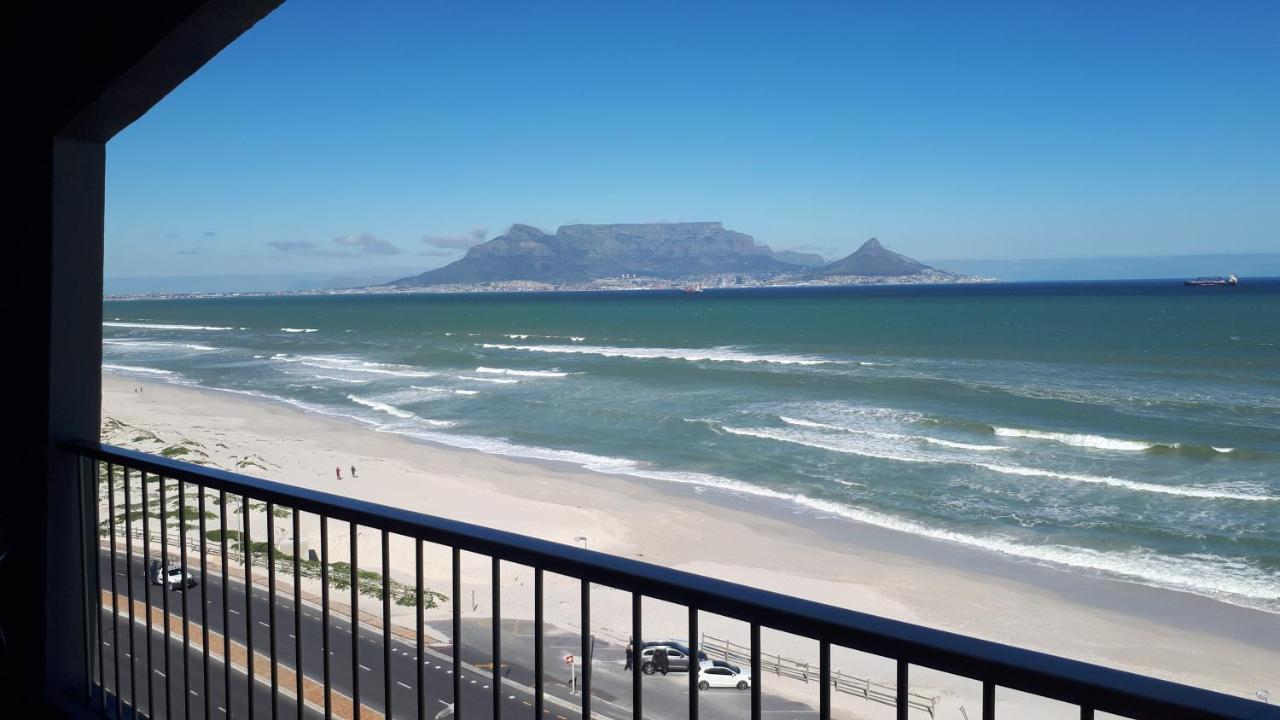 Blouberg Beachfront Apartment Bloubergstrand Extérieur photo